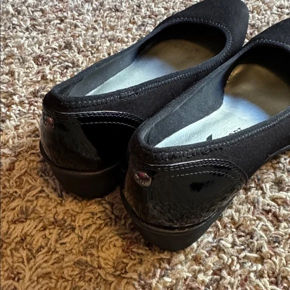 Anne Klein Sport Women's Black Shoes - Picture 3 of 4